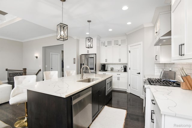 50035 Anita Way N, Macomb, MI 48044 - kitchen featuring stainless steel appliances, a sink, ornamental molding, dark wood-style flooring, and recessed lighting