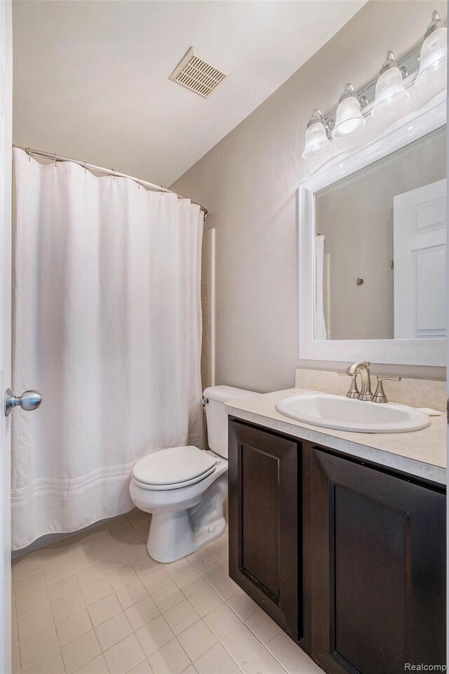 724 Pinecreek Dr, Fenton, MI 48430 - photo 15