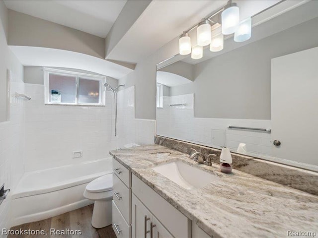 2198 Hawthorne Rd, Grosse Pointe Woods, MI 48236 - photo 7