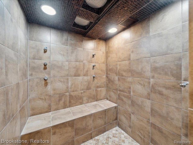 2198 Hawthorne Rd, Grosse Pointe Woods, MI 48236 - photo 11