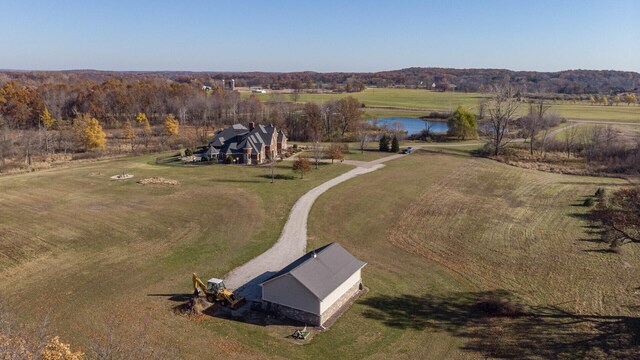 740 Greystone Dr, Chelsea, MI 48118