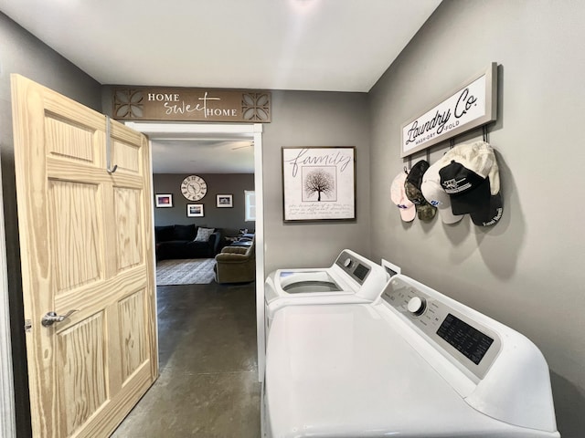 5781 S Waldron Rd, Pittsford, MI 49271 - laundry room featuring washing machine and dryer