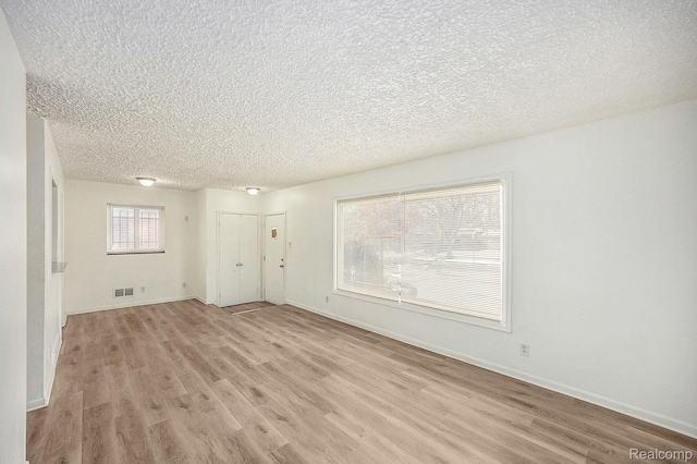 19775 Burgess, Detroit, MI 48219 - photo 4