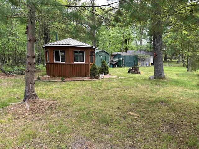 6239 Blackberry Dr, Alger, MI 48610