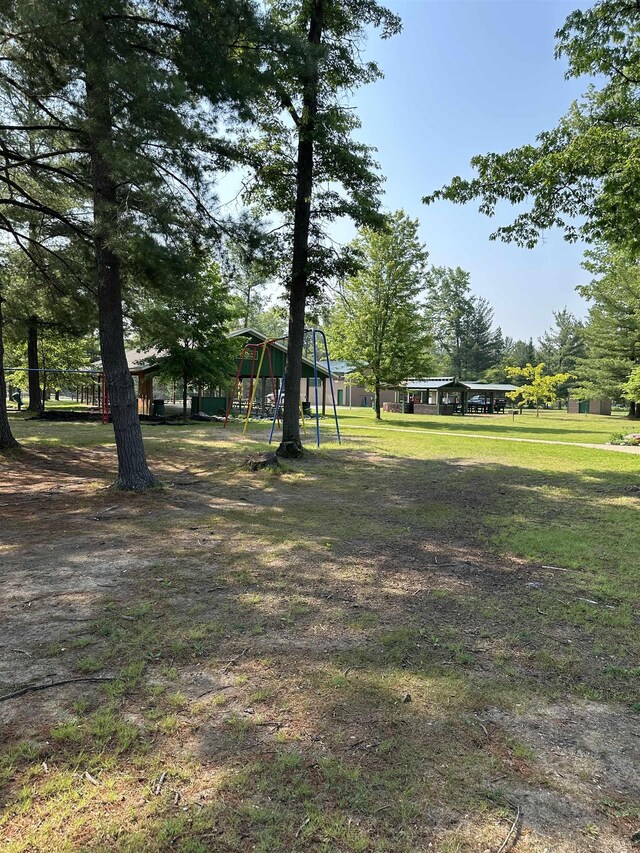 6239 Blackberry Dr, Alger, MI 48610