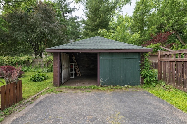 3804 Portage St, Kalamazoo, MI 49001 - view of garage