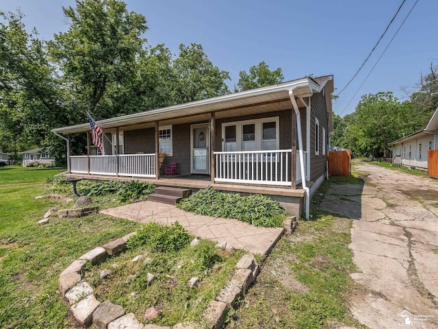 9601 Exeter Rd, Carleton, MI 48117 - view of front of property with covered porch