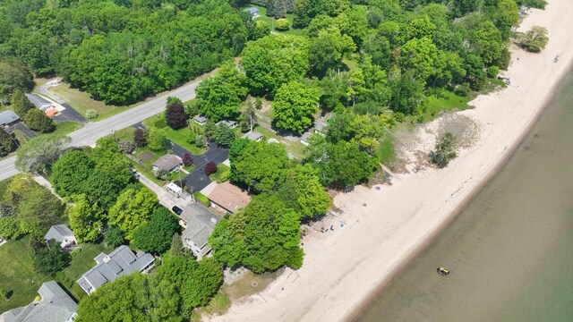 1650 N Huron, Tawas City, MI 48763