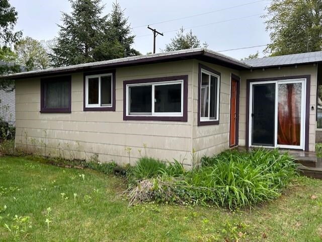 1650 N Huron, Tawas City, MI 48763