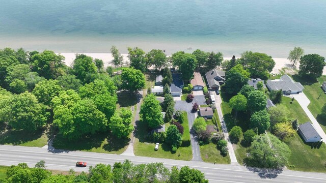 1650 N Huron, Tawas City, MI 48763