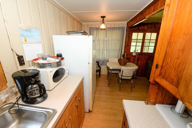 1650 N Huron, Tawas City, MI 48763