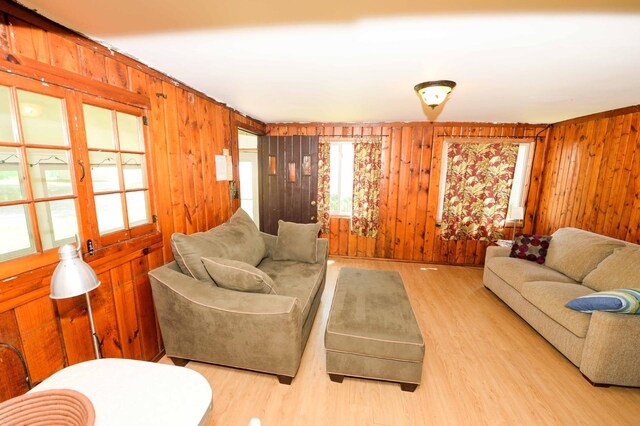 1650 N Huron, Tawas City, MI 48763