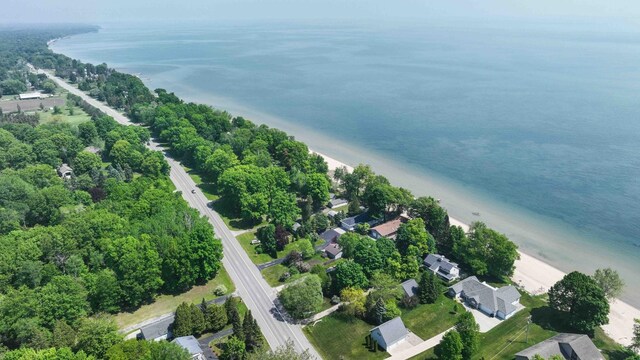 1650 N Huron, Tawas City, MI 48763