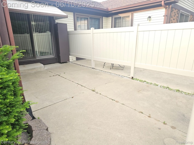 40859 Newport Dr, Plymouth, MI 48170 - view of patio / terrace