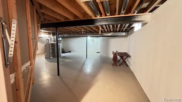 43573 E Perignon Dr N, Sterling Heights, MI 48314 - view of unfinished basement