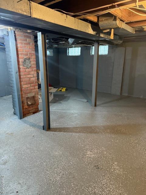 9207 Stout St, Detroit, MI 48228 - view of basement