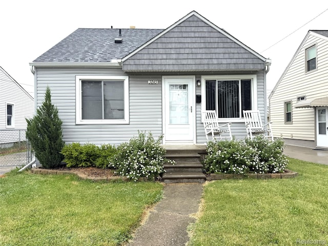 3845 21st St, Wyandotte, MI 48192 - photo 1