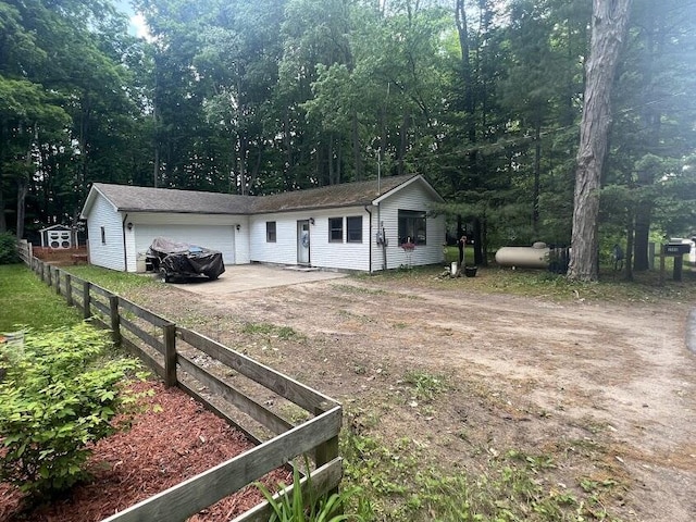 2599 Pleasant Lake Shore Dr, Cadillac, MI 49601