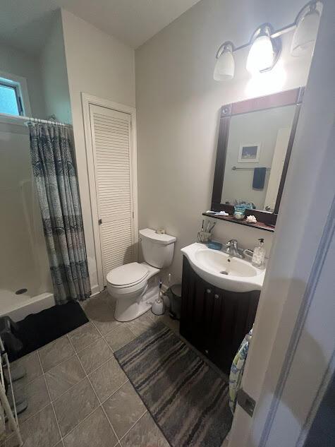 2599 Pleasant Lake Shore Dr, Cadillac, MI 49601