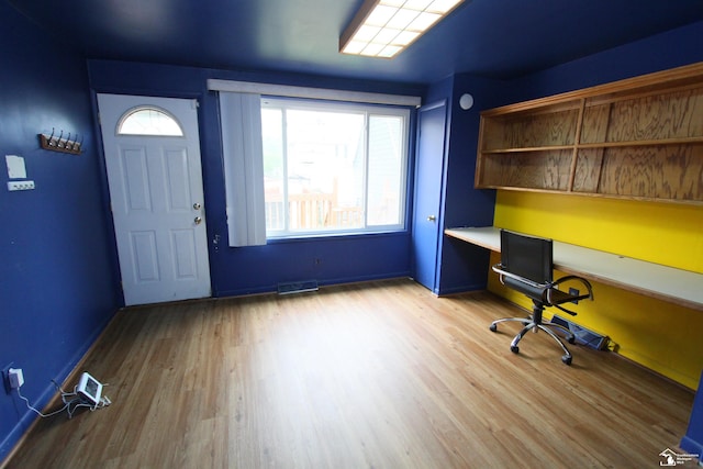 633 Scott St, Monroe, MI 48161 - unfurnished office with light wood finished floors and built in study area
