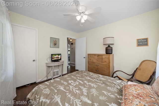4507 Groveland Ave, Royal Oak, MI 48073 - bedroom featuring wood finished floors and ceiling fan