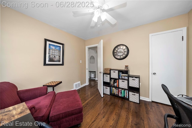 4507 Groveland Ave, Royal Oak, MI 48073 - office area with wood finished floors and ceiling fan