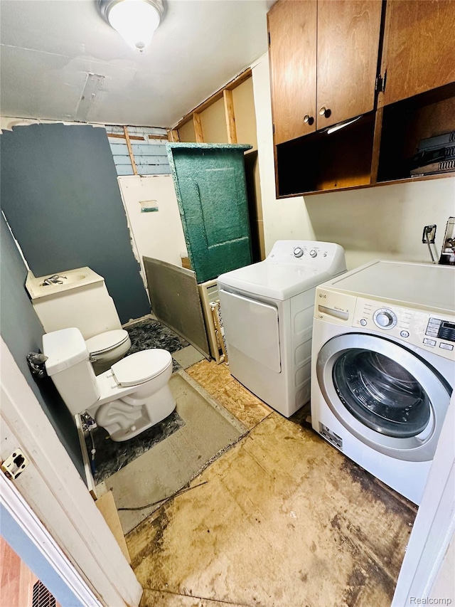 6196 W Plains Rd, Eaton Rapids, MI 48827 - laundry area with separate washer and dryer