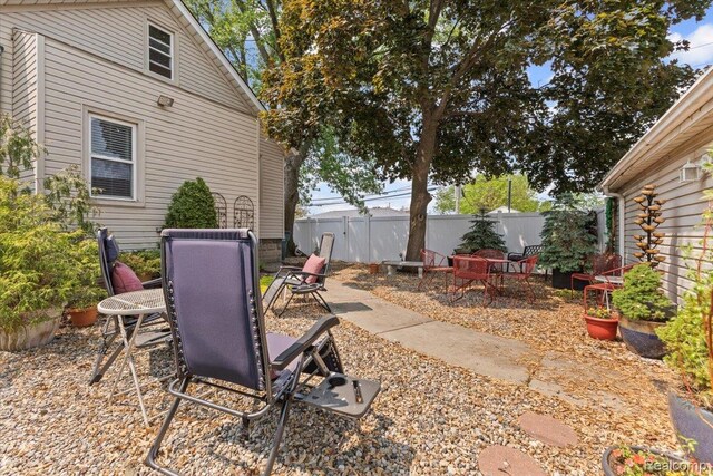 809 E Bennett Ave, Ferndale, MI 48220 - view of patio