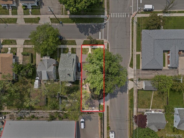 809 E Bennett Ave, Ferndale, MI 48220 - aerial perspective of suburban area featuring property boundaries highlighted