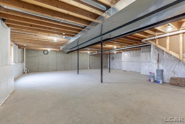 2819 Eunice Cir, Adrian, MI 49221 - view of unfinished below grade area
