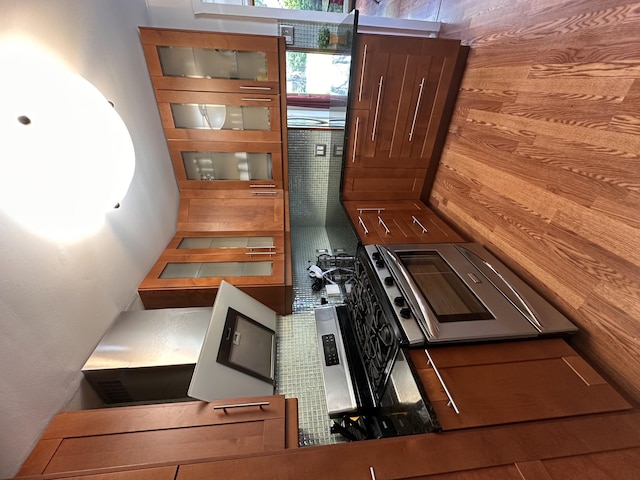 26314 E St, Saint Clair Shores, MI 48081 - view of kitchen
