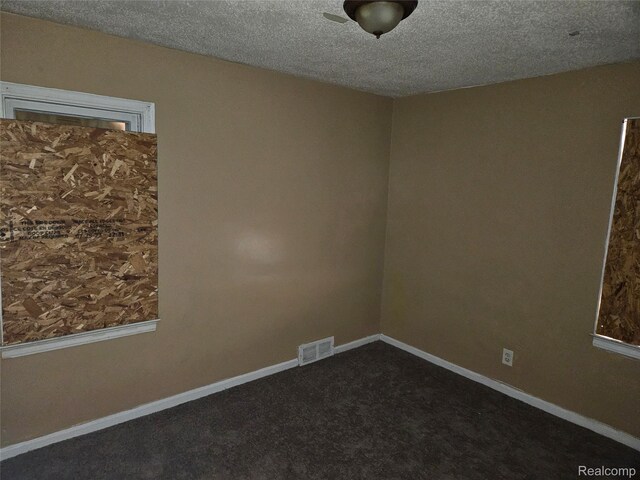 6137 Radnor St, Detroit, MI 48224 - photo 15