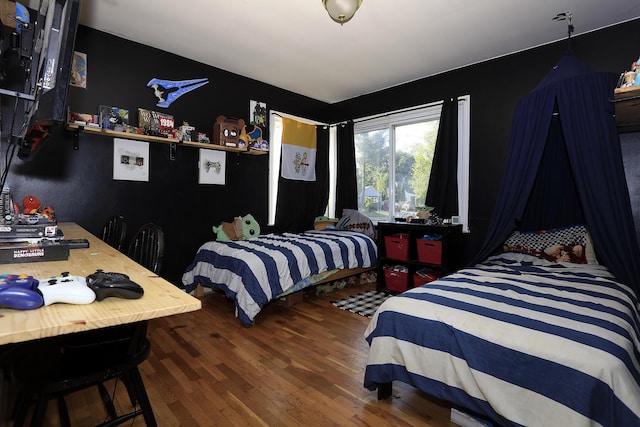 600 Center Dr, Tecumseh, MI 49286 - bedroom with wood-type flooring