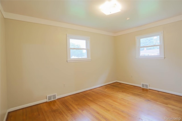 3581 Stolzenfeld Ave, Warren, MI 48091 - empty room featuring wood finished floors and baseboards