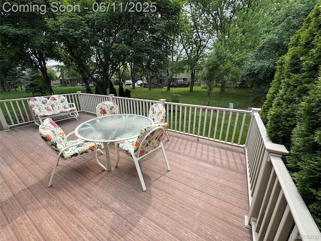 34444 Fargo St, Livonia, MI 48152 - wooden terrace featuring a yard