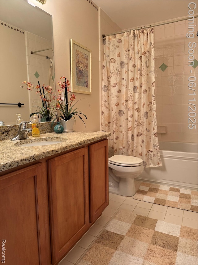34444 Fargo St, Livonia, MI 48152 - bathroom featuring vanity, tile patterned floors, and shower / tub combo