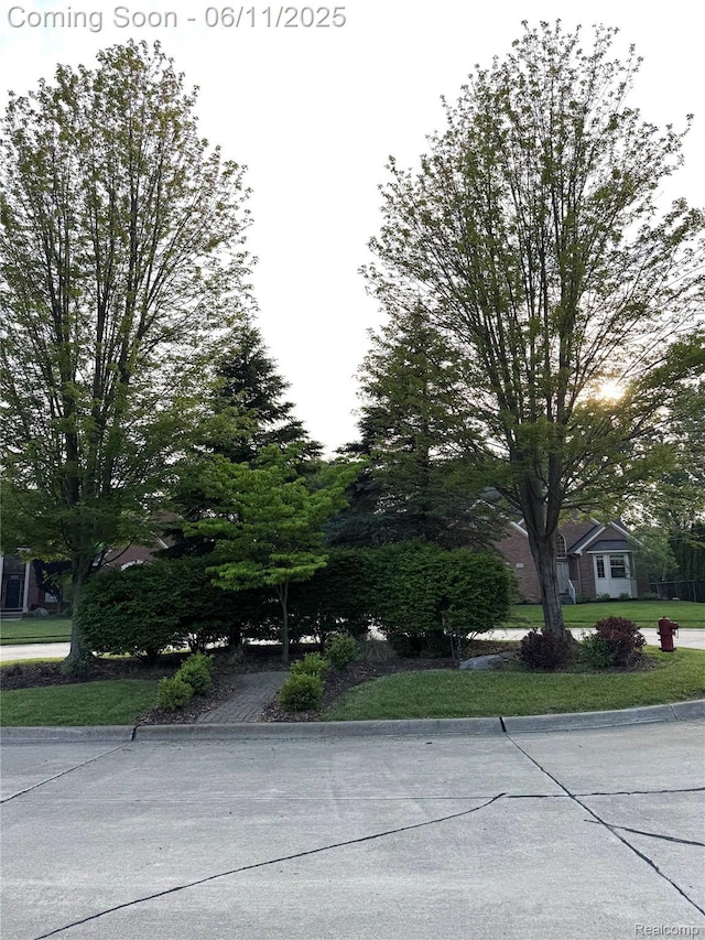 34444 Fargo St, Livonia, MI 48152 - view of front of home
