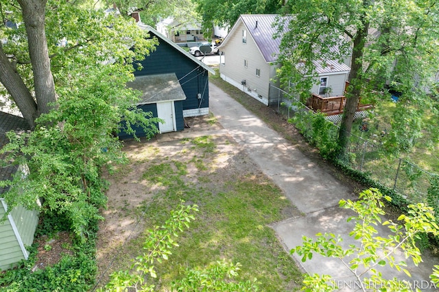 884 Emerson Ave, Muskegon, MI 49442 - view of yard