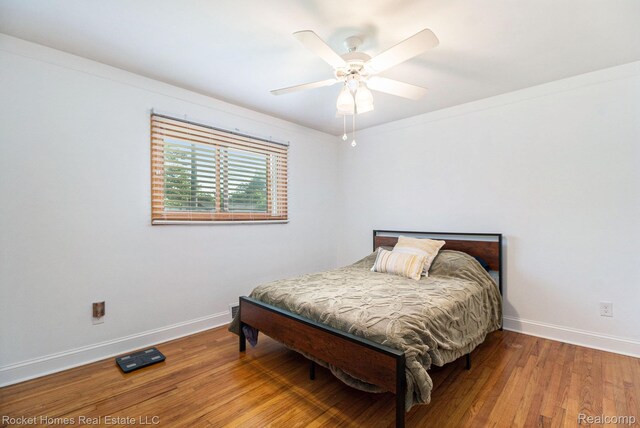 2095 Garry Dr, Troy, MI 48083 - bedroom featuring wood finished floors and ceiling fan
