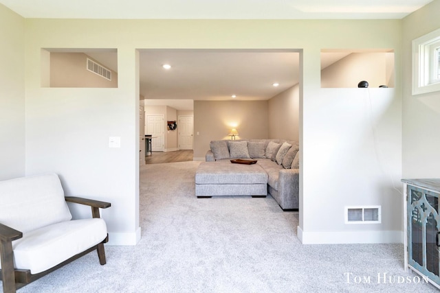 158 Brewer Park Cir, Grand Rapids, MI 49548 - carpeted living room featuring baseboards and recessed lighting