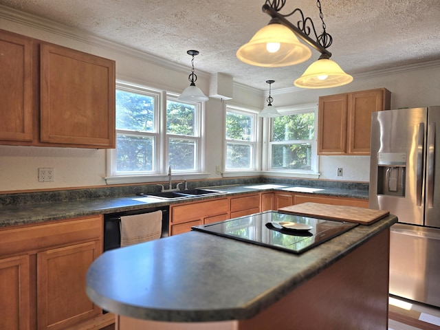 10017 M-115, Cadillac, MI 49601 - kitchen featuring black appliances, a sink, a kitchen island, brown cabinetry, and a textured ceiling