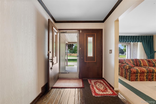 22840 Twyckingham Way, Addison, MI 48034 - foyer entrance with wood finished floors and ornamental molding