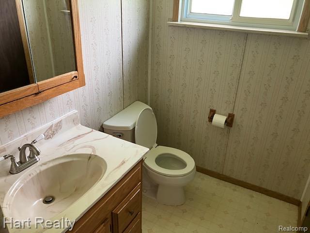 138 W Hunters Creek Rd, Lapeer, MI 48446 - photo 17