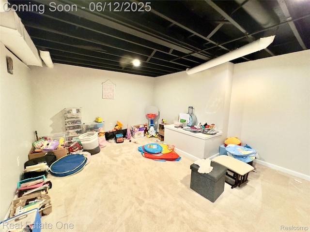 6038 Mayapple Dr, Troy, MI 48085 - recreation room with carpet floors and baseboards