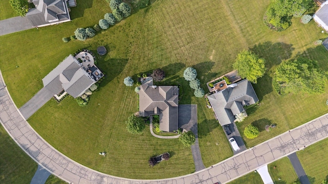 318 Granite Dr, Howell, MI 48843 - photo 65