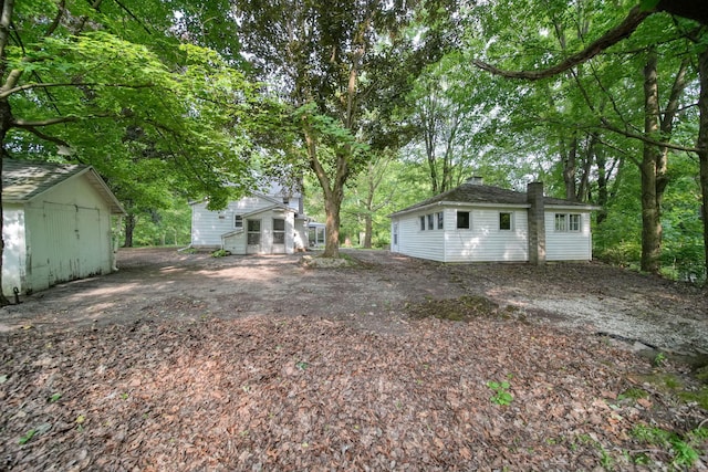 538 S Jackson St, Hanover, MI 49241 - view of yard with an outdoor structure