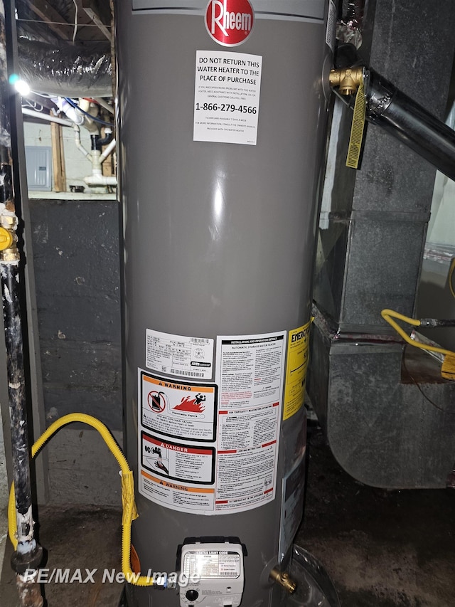 3705 Gratiot Ave, Flint, MI 48503 - utilities with water heater