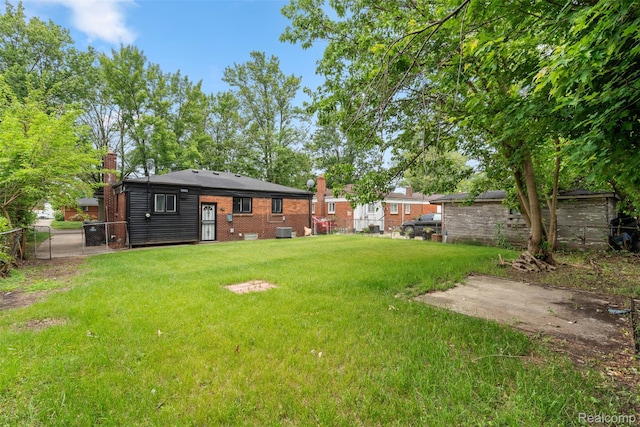 30112 Matthew St, Westland, MI 48186 - view of yard featuring cooling unit