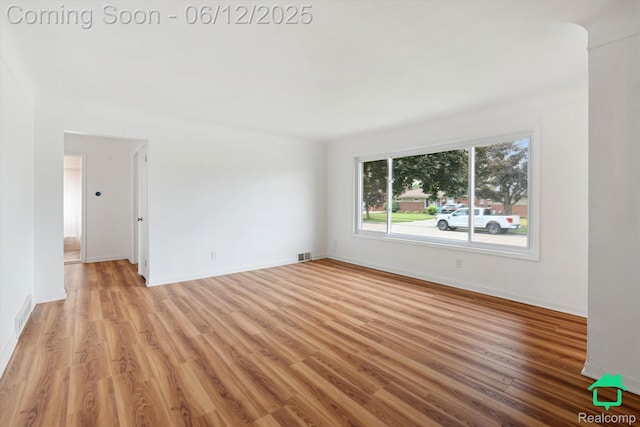32703 Anita Dr, Westland, MI 48185 - unfurnished room with light wood-type flooring
