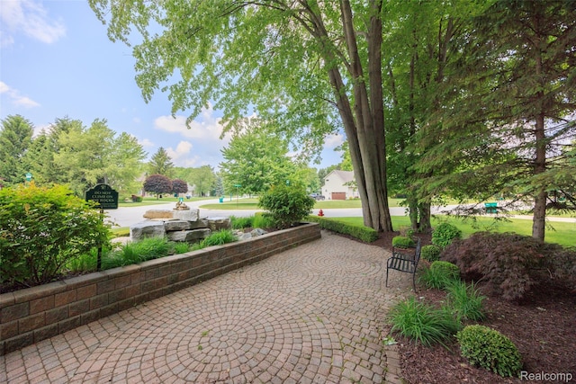 3408 N Burwick Dr, Port Huron, MI 48060